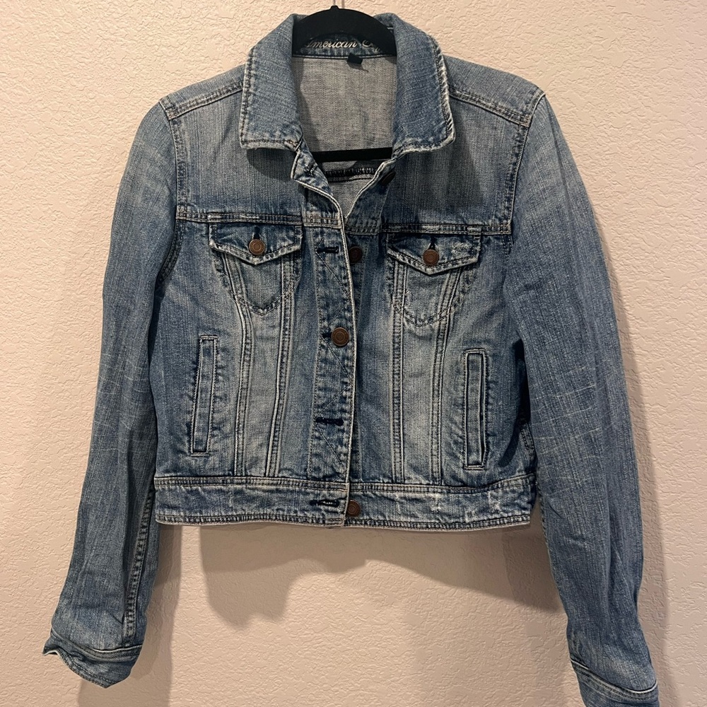 American Eagle Light Blue Denim Jeans